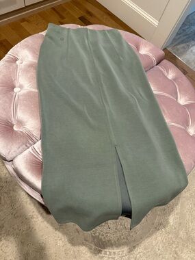lululemon athletica Sage Green Midi Pencil Skirt with Back Vent
